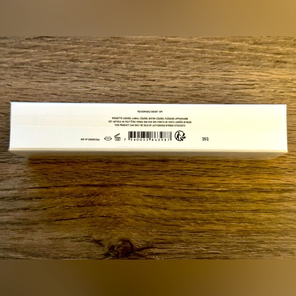 BYREDO REASONABLE DOUBT LIQUID LIPSTICK VINYL (NEW IN SEALED BOX, NEVER USED) - Picture 4 of 6